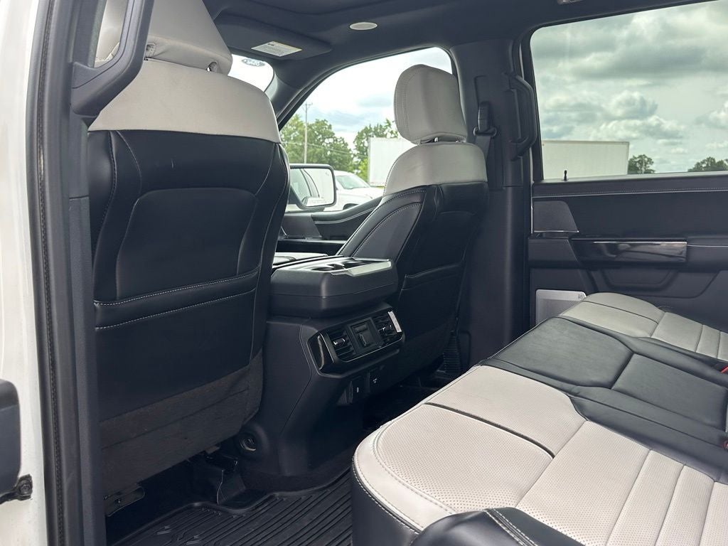 2023 Ford F-150 Lightning Platinum