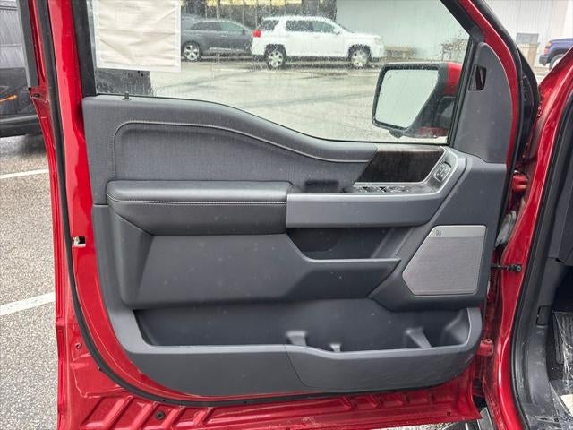 2022 Ford F-150 Lightning Lariat