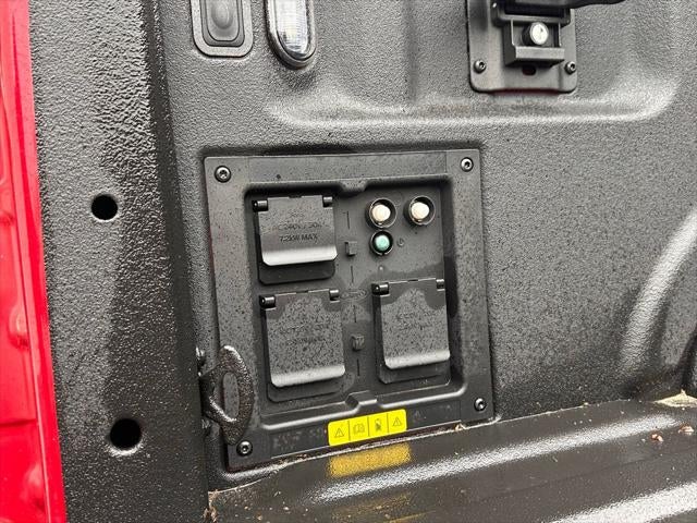 2022 Ford F-150 Lightning Lariat