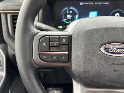 2022 Ford F-150 Lightning Lariat