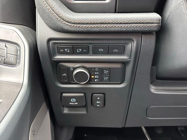 2022 Ford F-150 Lightning Lariat