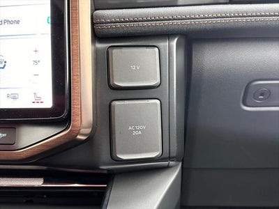 2022 Ford F-150 Lightning Lariat