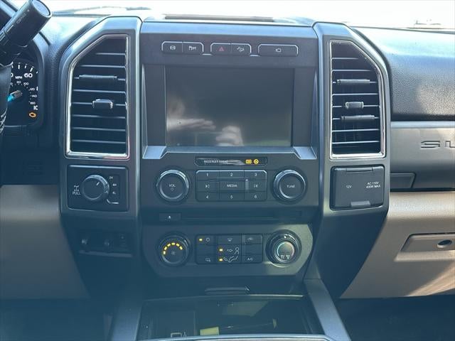 2017 Ford F-250SD XLT