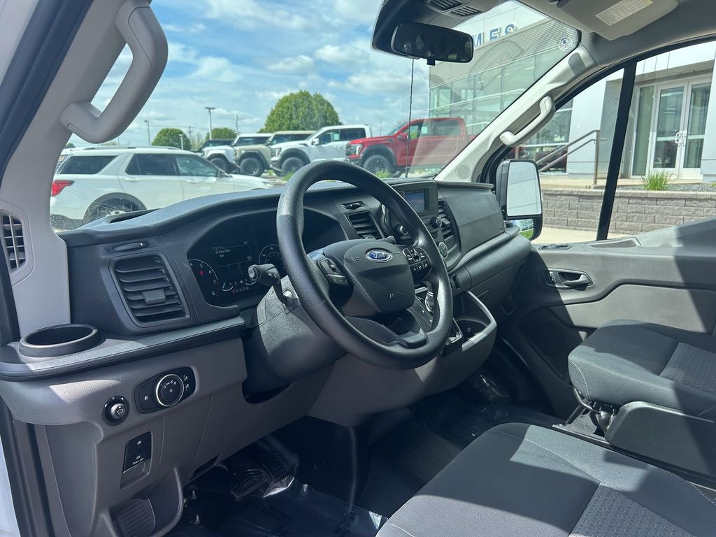 2025 Ford Transit-250 Base