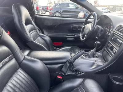 2000 Chevrolet Corvette Base