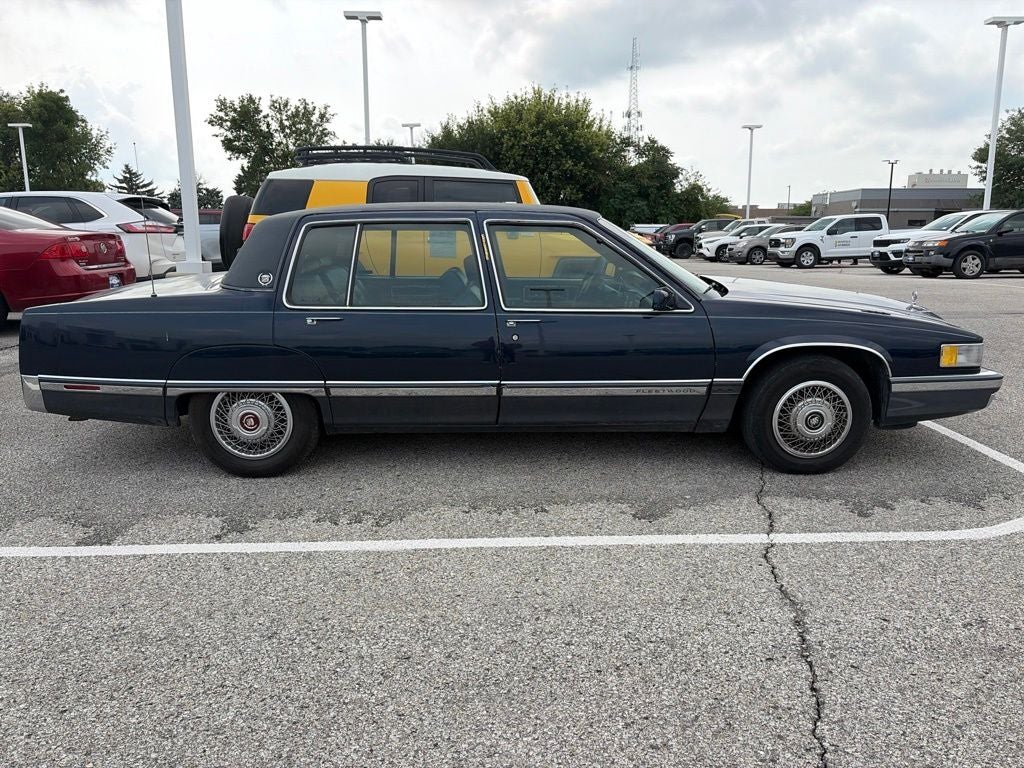 1991 Cadillac Fleetwood Base