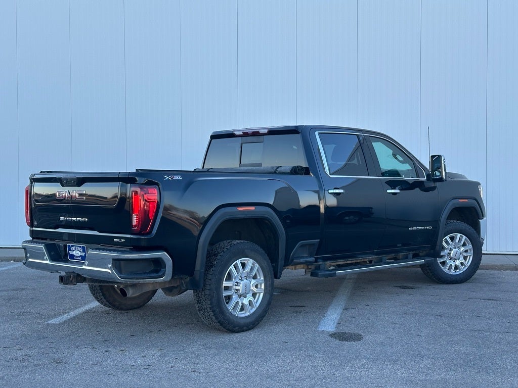 2022 GMC Sierra 2500HD SLT