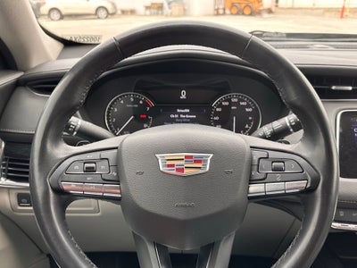 2023 Cadillac XT4 Premium Luxury