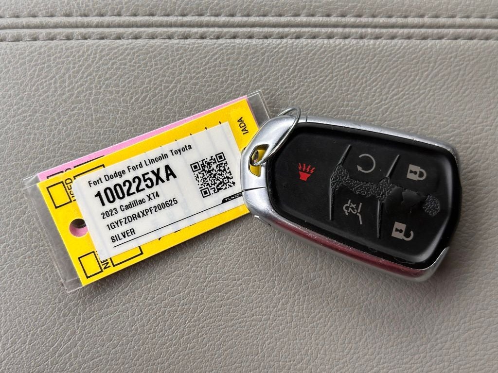 2023 Cadillac XT4 Premium Luxury