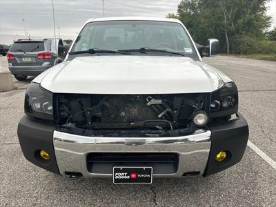 2004 Nissan Titan LE