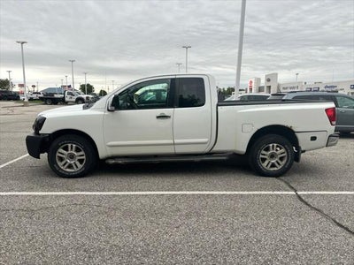 2004 Nissan Titan LE