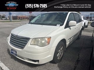 2009 Chrysler Town &amp; Country Touring