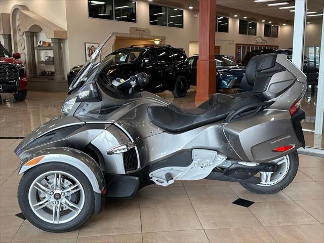 2011 Can-Am Spyder RT