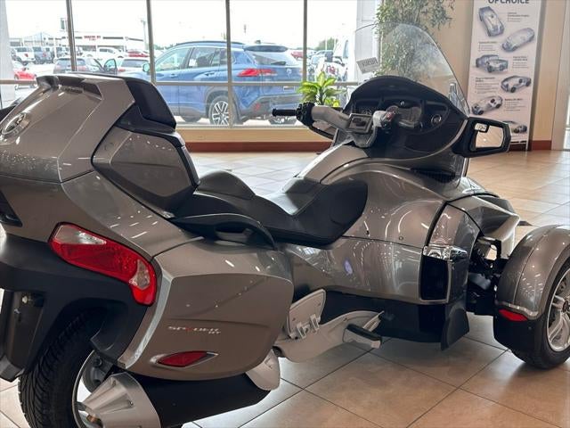2011 Can-Am Spyder RT