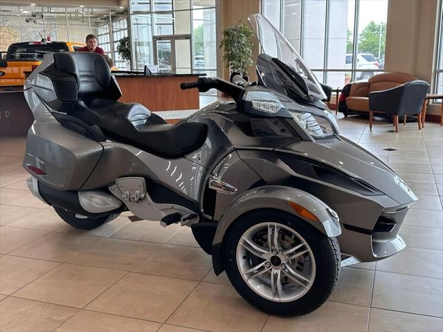 2011 Can-Am Spyder RT