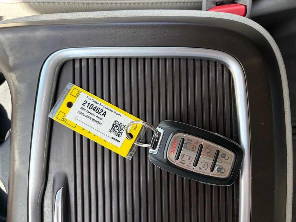 2020 Chrysler Pacifica Touring L Plus