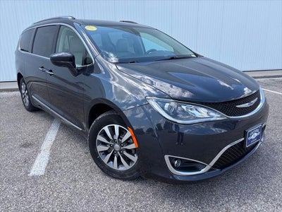 2020 Chrysler Pacifica Touring L Plus
