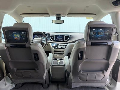 2020 Chrysler Pacifica Touring L Plus