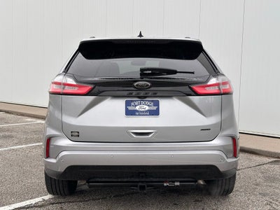 2022 Ford Edge SE