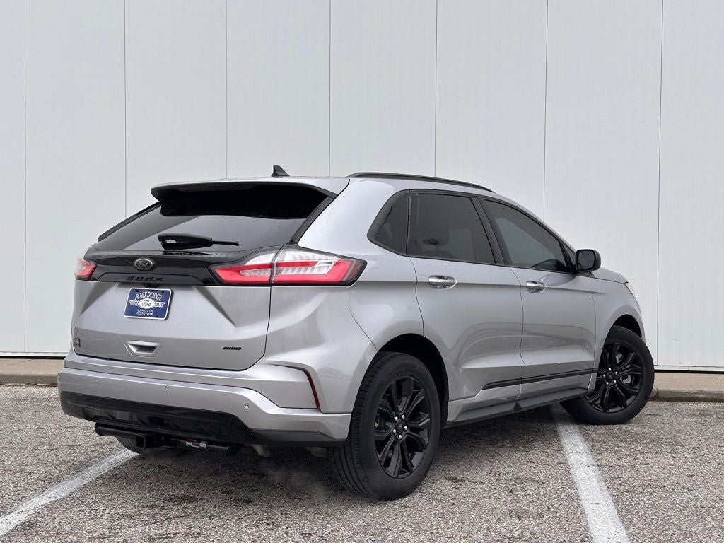 2022 Ford Edge SE