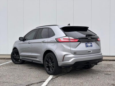 2022 Ford Edge SE