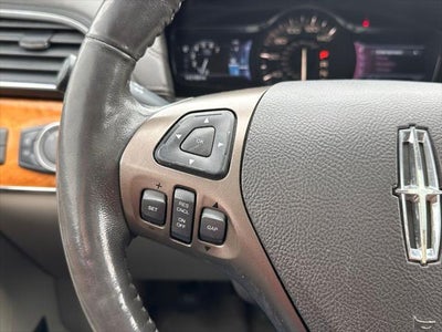 2011 Lincoln MKX Base