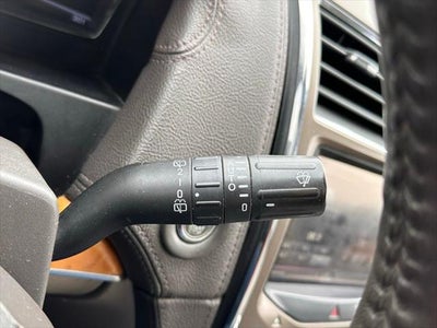 2011 Lincoln MKX Base