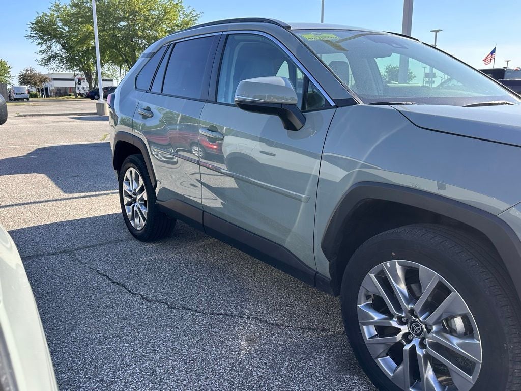 2023 Toyota RAV4 XLE Premium