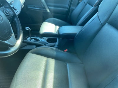 2018 Toyota RAV4 SE