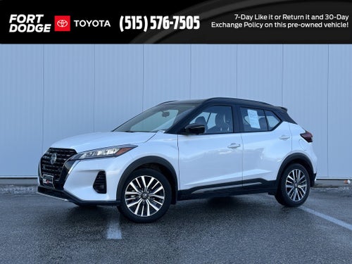 2021 Nissan Kicks SR