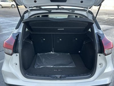 2021 Nissan Kicks SR