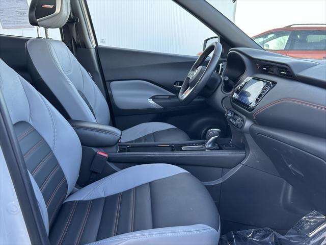 2021 Nissan Kicks SR