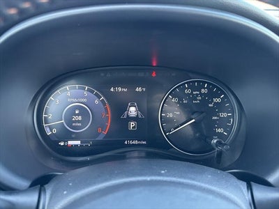 2021 Nissan Kicks SR