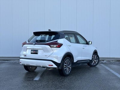 2021 Nissan Kicks SR