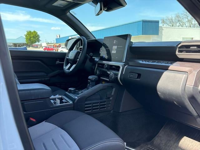2025 Toyota Tacoma Hybrid TRD Sport