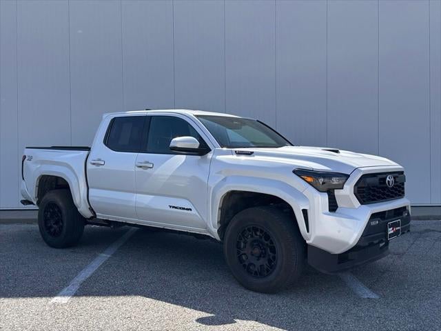2025 Toyota Tacoma Hybrid TRD Sport