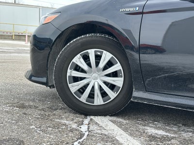 2019 Toyota Camry Hybrid LE