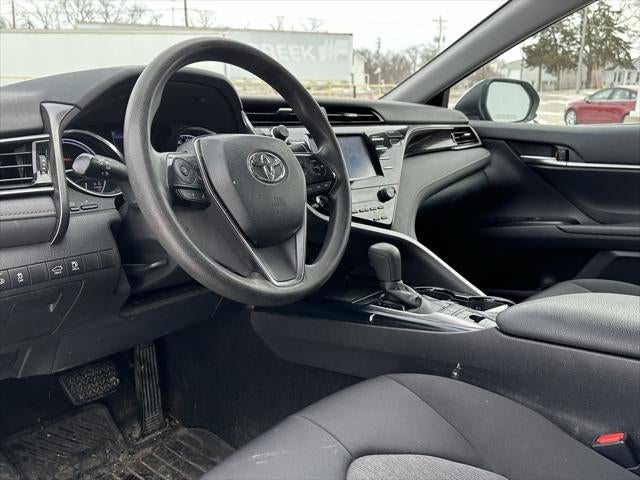 2019 Toyota Camry Hybrid LE