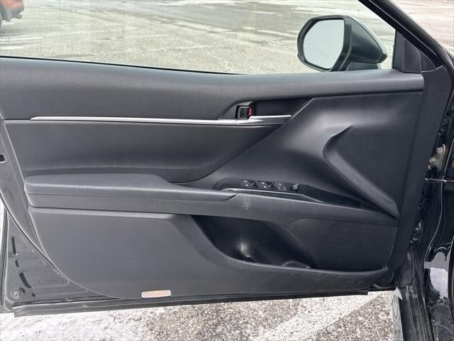 2019 Toyota Camry Hybrid LE