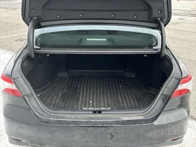 2019 Toyota Camry Hybrid LE