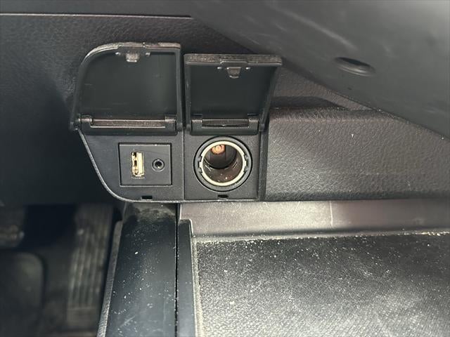 2019 Toyota Camry Hybrid LE