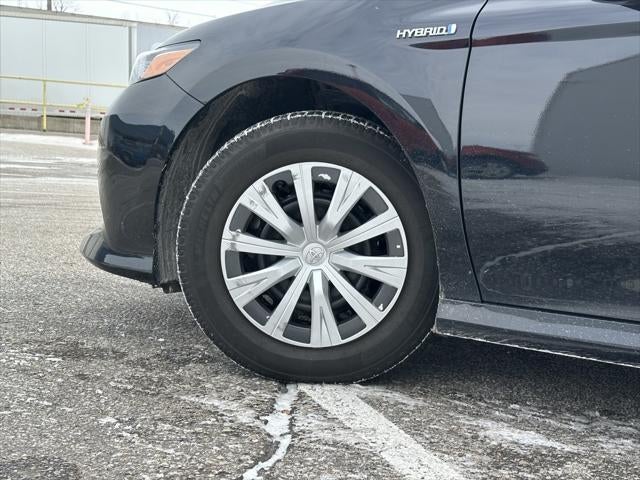 2019 Toyota Camry Hybrid LE