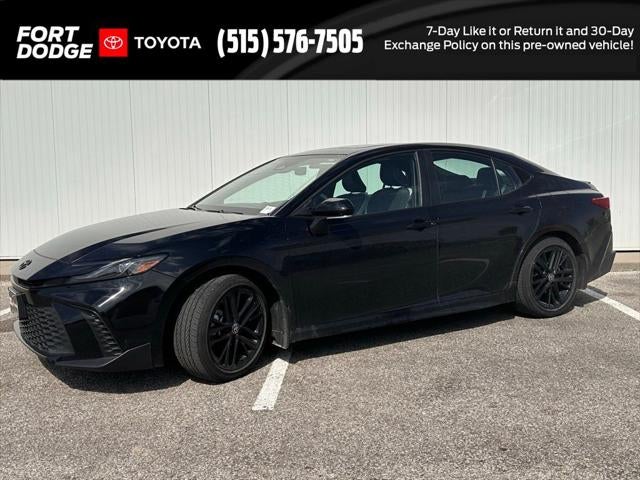 2025 Toyota Camry SE Hybrid