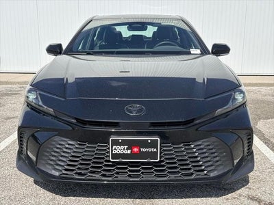 2025 Toyota Camry SE Hybrid