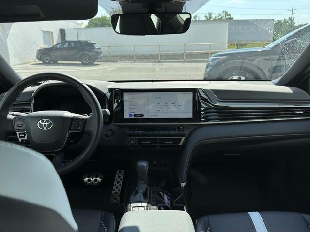 2025 Toyota Camry SE Hybrid