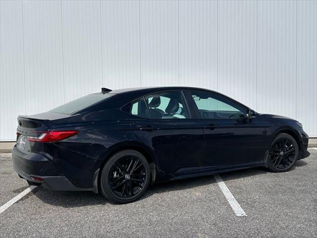 2025 Toyota Camry SE Hybrid
