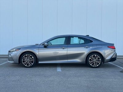2025 Toyota Camry XLE