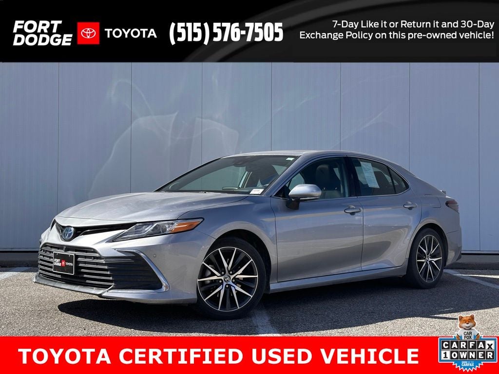 2023 Toyota Camry Hybrid XLE