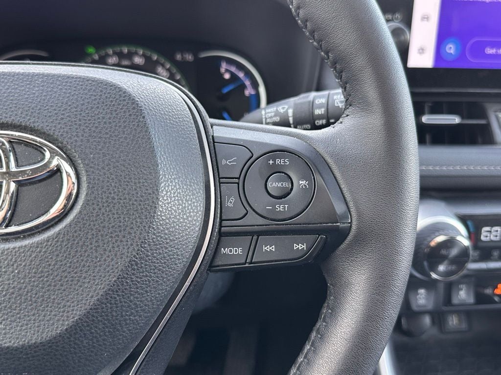 2023 Toyota RAV4 Hybrid XLE Premium