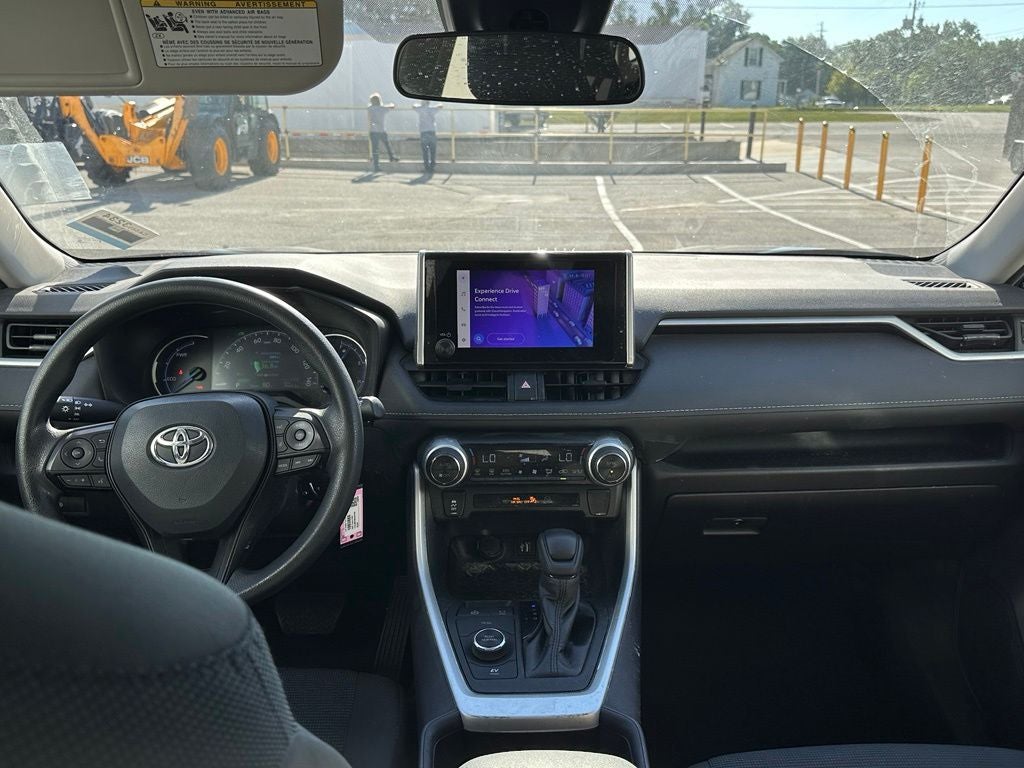 2023 Toyota RAV4 Hybrid LE